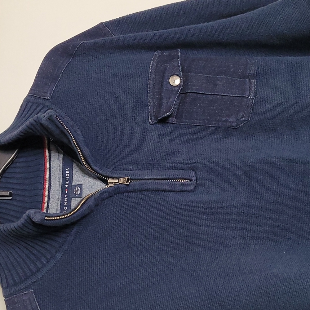 Tommy Hilfiger sweater - Picture 4 of 9